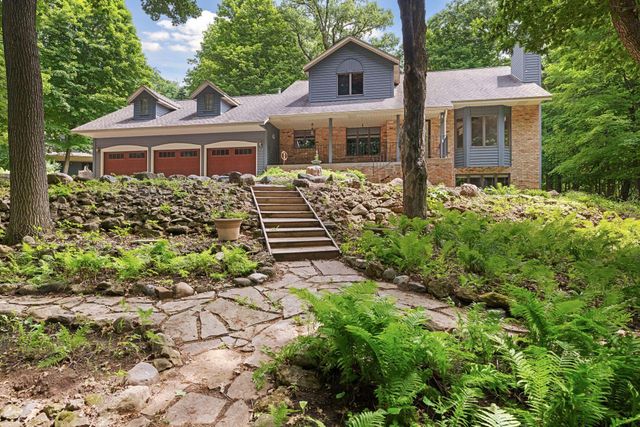 3355 Trading Post Trail S, Afton, MN 55001