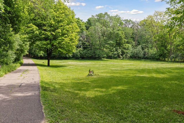 3355 Trading Post Trail S, Afton, MN 55001