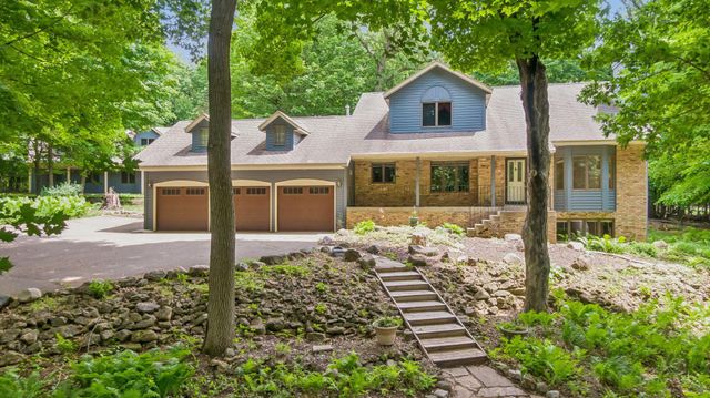 3355 Trading Post Trail S, Afton, MN 55001