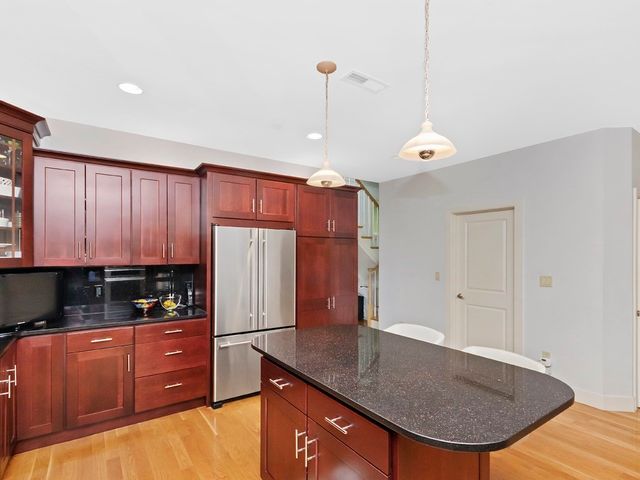 811 Boylston 5, Boston, MA 02116
