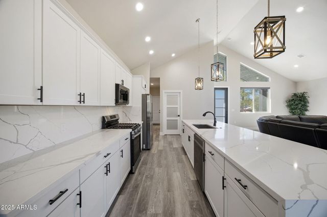 2701 N EAGLE VIEW Circle, Show Low, AZ 85901