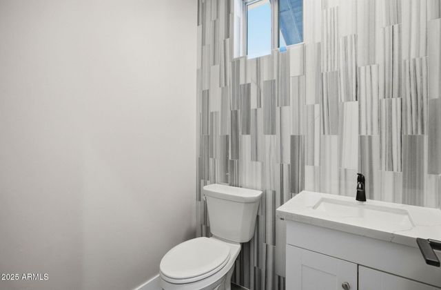 2701 N EAGLE VIEW Circle, Show Low, AZ 85901