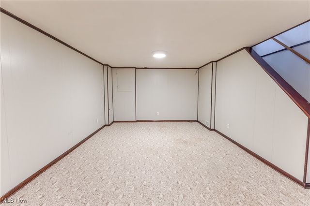 120 Capitol Drive, Weirton, WV 26062