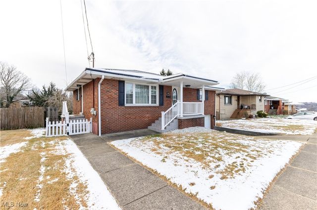 120 Capitol Drive, Weirton, WV 26062