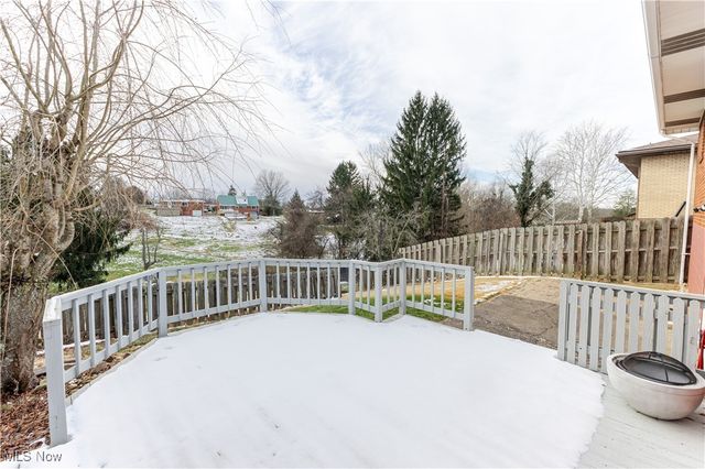 120 Capitol Drive, Weirton, WV 26062