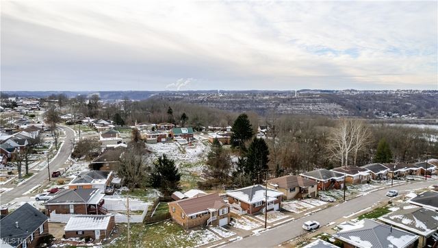 120 Capitol Drive, Weirton, WV 26062