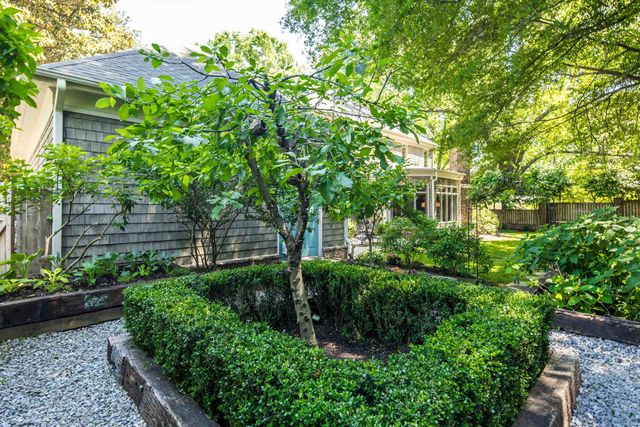175 WARING RD, Memphis, TN 38117