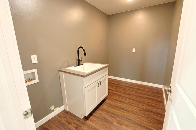 12213 S Stangland Rd, Medical Lake, WA 99022