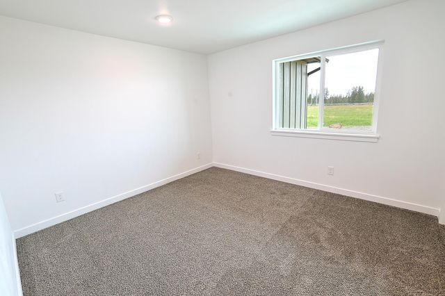 12213 S Stangland Rd, Medical Lake, WA 99022