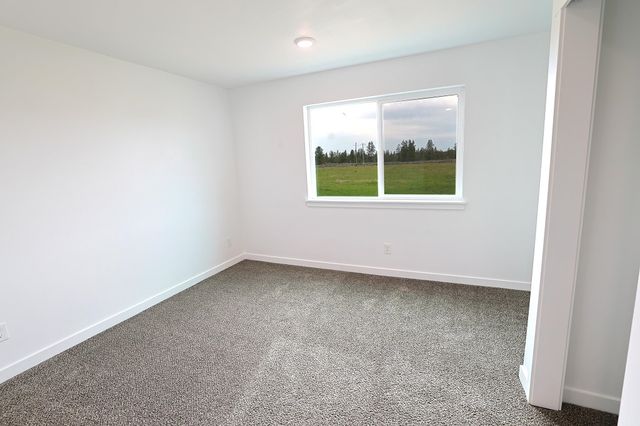 12213 S Stangland Rd, Medical Lake, WA 99022