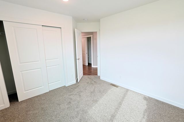 12213 S Stangland Rd, Medical Lake, WA 99022