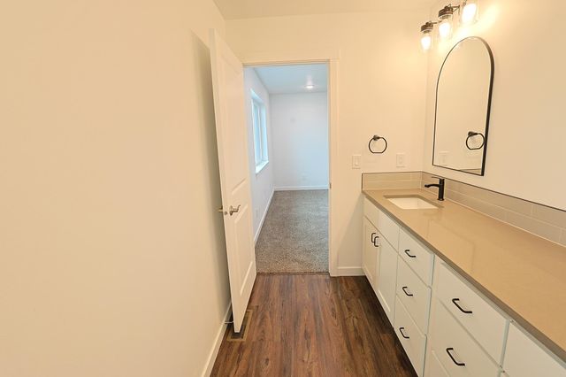 12213 S Stangland Rd, Medical Lake, WA 99022