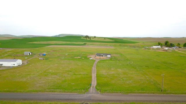 12213 S Stangland Rd, Medical Lake, WA 99022