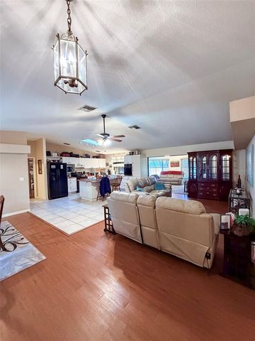 404 N HERON STREET, Sebring, FL 33870