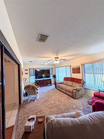 404 N HERON STREET, Sebring, FL 33870