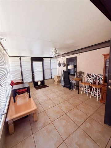 404 N HERON STREET, Sebring, FL 33870