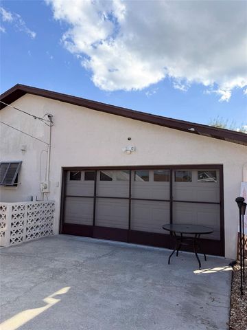 404 N HERON STREET, Sebring, FL 33870