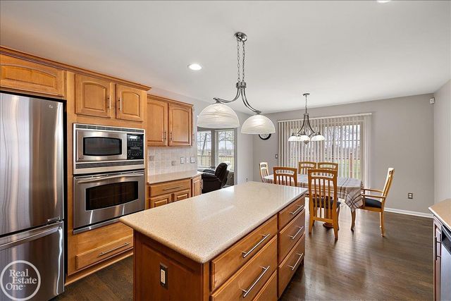 7482 Augusta Boulevard, Washington Twp, MI 48094
