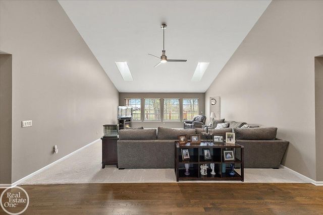 7482 Augusta Boulevard, Washington Twp, MI 48094