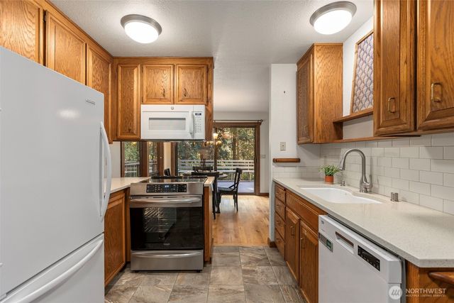 6201 NE Ponderosa Boulevard, Hansville, WA 98340