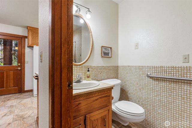 6201 NE Ponderosa Boulevard, Hansville, WA 98340