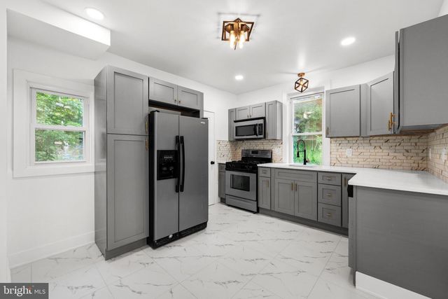 236 MILL ST, Darby, PA 19023