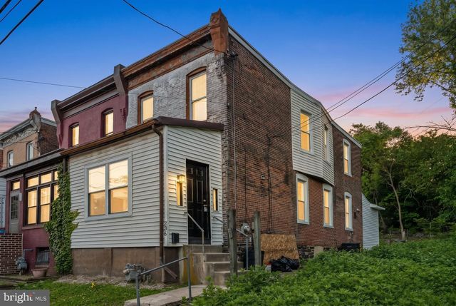 236 MILL ST, Darby, PA 19023