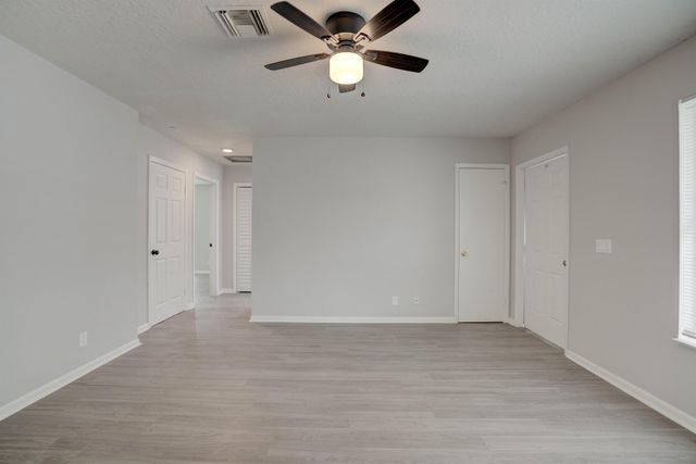 6567 Jupiter Gardens Boulevard 7, Jupiter, FL 33458