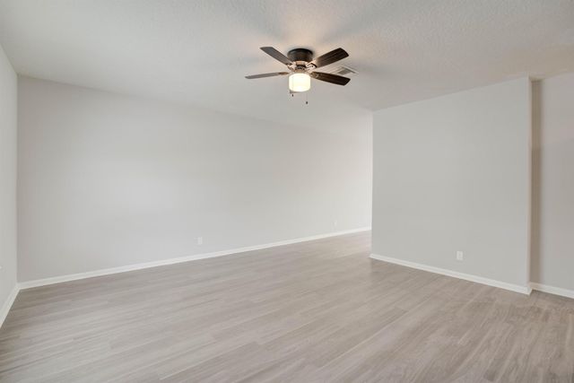 6567 Jupiter Gardens Boulevard 7, Jupiter, FL 33458