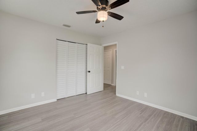 6567 Jupiter Gardens Boulevard 7, Jupiter, FL 33458