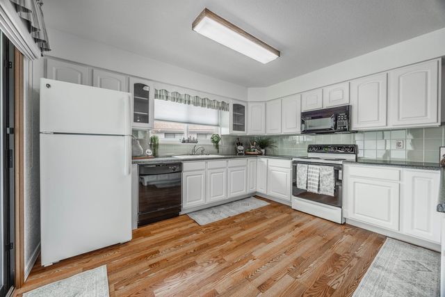 2135 Winston Way Apt B, Montrose, CO 81401