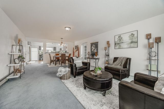 2135 Winston Way Apt B, Montrose, CO 81401