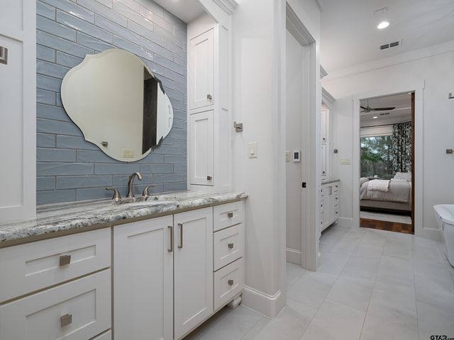 7311 Crosswater Cove, Tyler, TX 75703