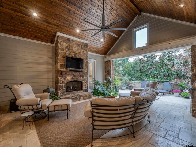 7311 Crosswater Cove, Tyler, TX 75703