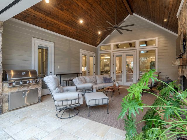 7311 Crosswater Cove, Tyler, TX 75703