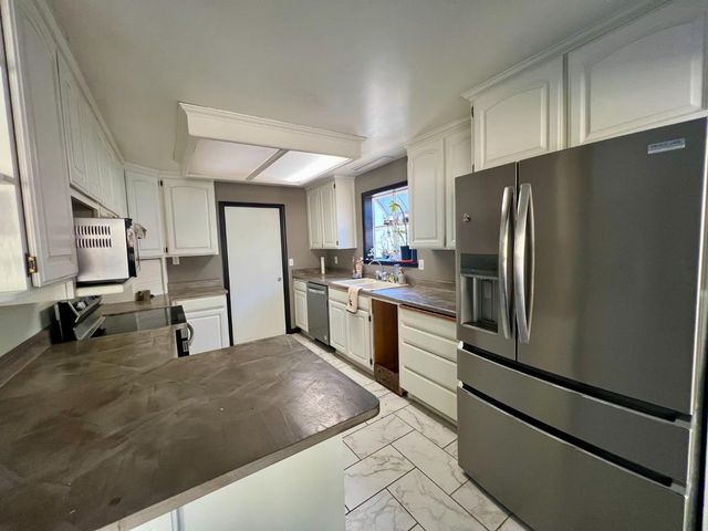 674 Kirby St, Angels Camp, CA 95222