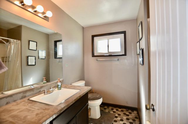 674 Kirby St, Angels Camp, CA 95222