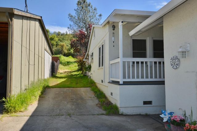 674 Kirby St, Angels Camp, CA 95222