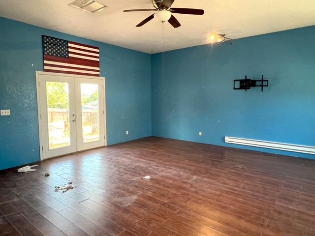 674 Kirby St, Angels Camp, CA 95222