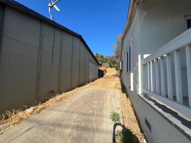 674 Kirby St, Angels Camp, CA 95222