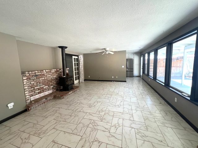 674 Kirby St, Angels Camp, CA 95222