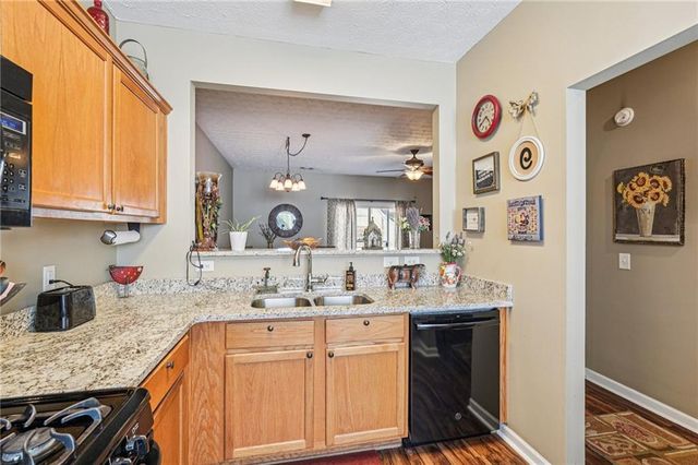 92 Pearl Chambers Drive, Dawsonville, GA 30534