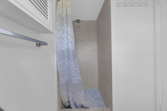 2441 SW 82nd Avenue Unit 301, Davie, FL 33324