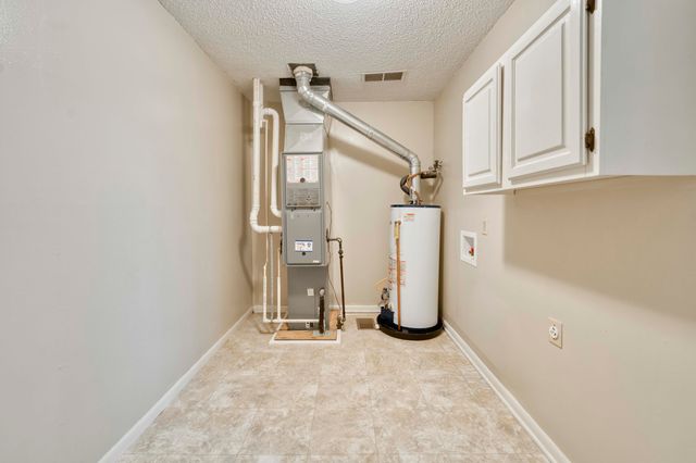 527 E Greenwood Street, Springfield, MO 65807