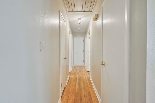 527 E Greenwood Street, Springfield, MO 65807