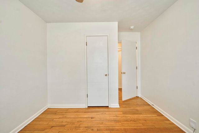 527 E Greenwood Street, Springfield, MO 65807