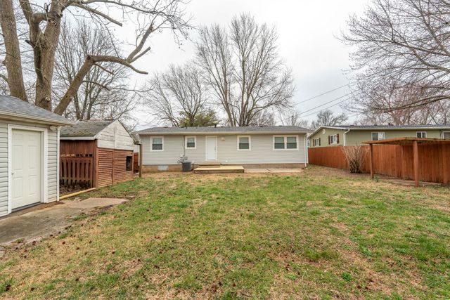 527 E Greenwood Street, Springfield, MO 65807