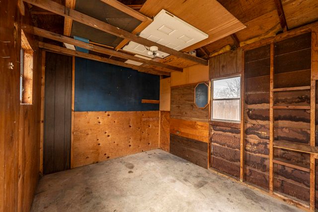 527 E Greenwood Street, Springfield, MO 65807