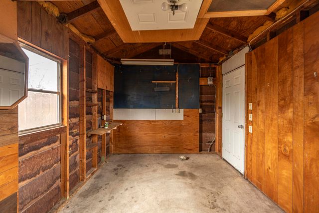 527 E Greenwood Street, Springfield, MO 65807