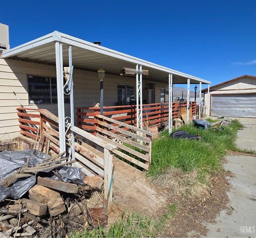 6131 Maple, Lake Isabella, CA 93240